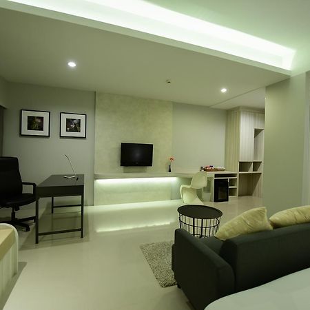 Trendy Hotel Nakhon Pathom Exterior foto