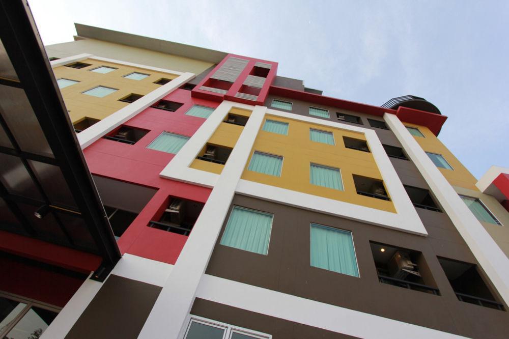 Trendy Hotel Nakhon Pathom Exterior foto