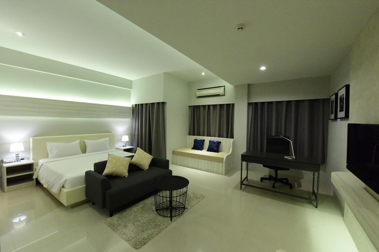 Trendy Hotel Nakhon Pathom Exterior foto