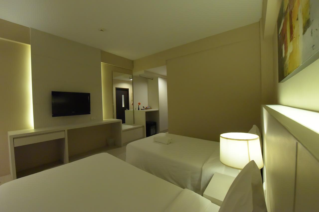Trendy Hotel Nakhon Pathom Exterior foto