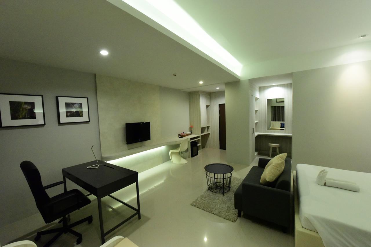 Trendy Hotel Nakhon Pathom Exterior foto
