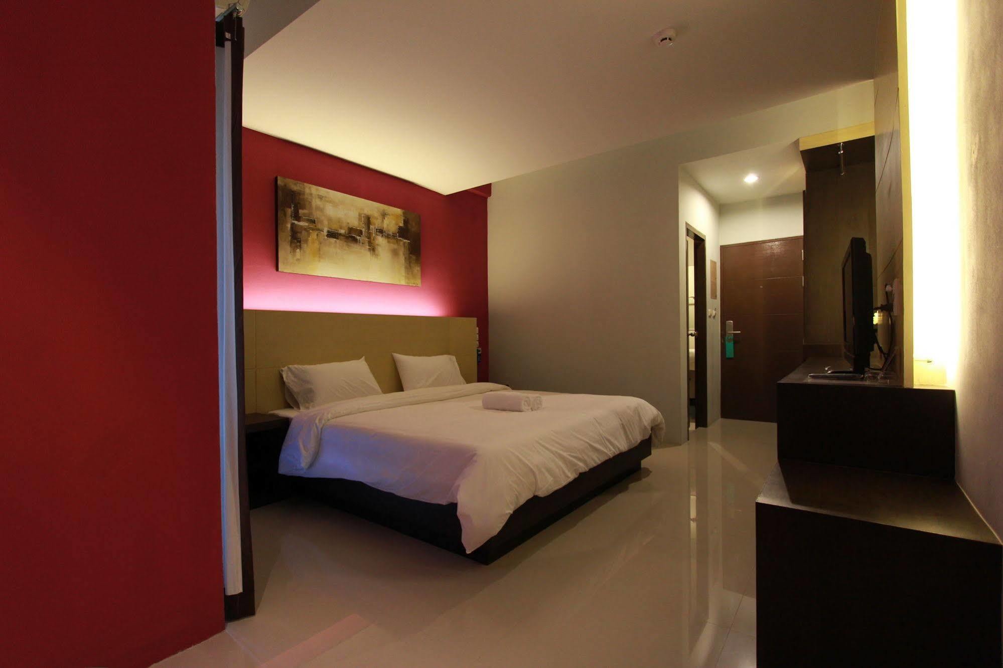 Trendy Hotel Nakhon Pathom Exterior foto